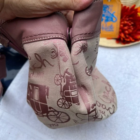 Coach Signature All Over Carriage Leather Satchel -Light Purple Y2K - Picture 7 of 13